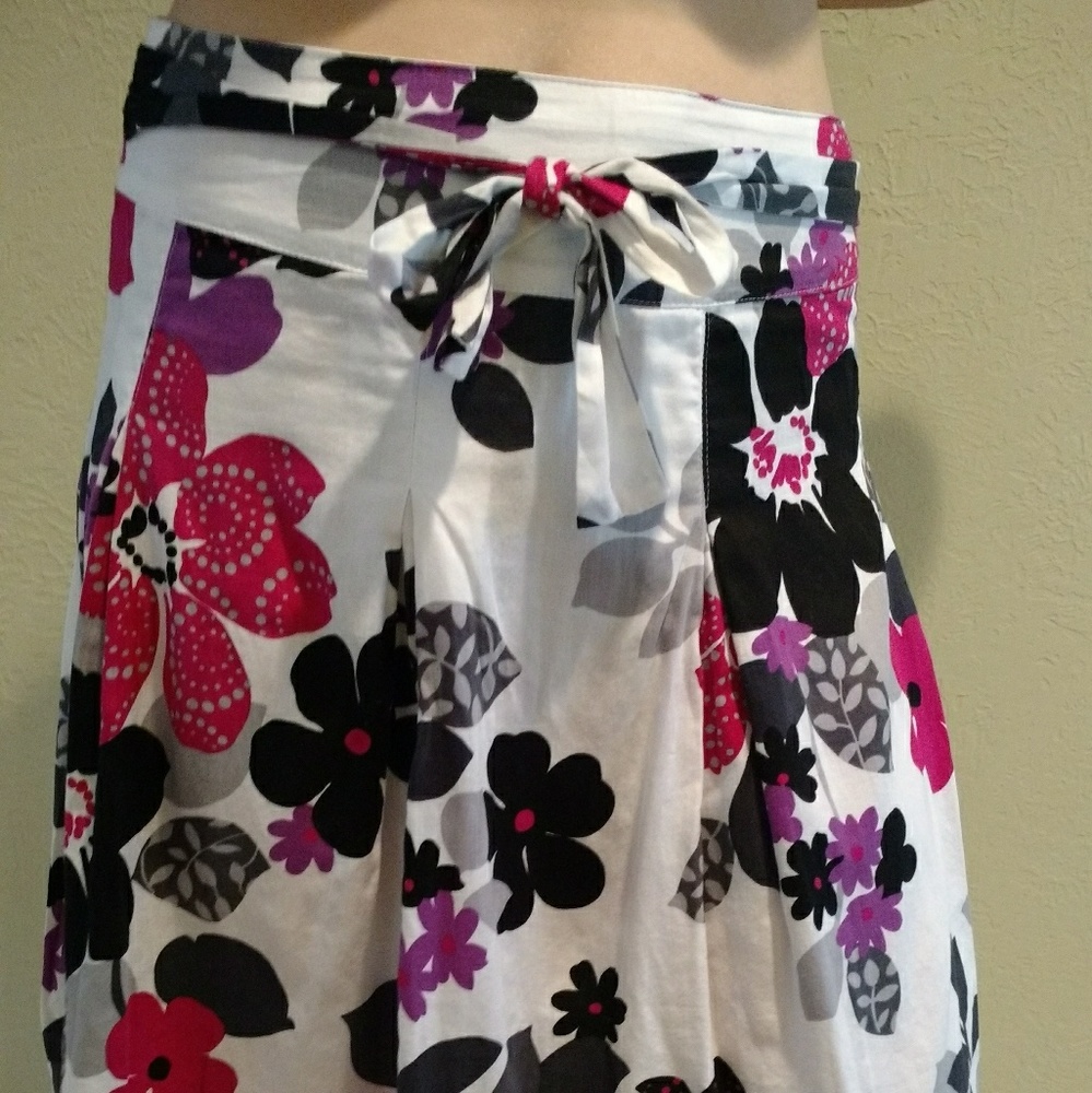Flowy floral skirt
